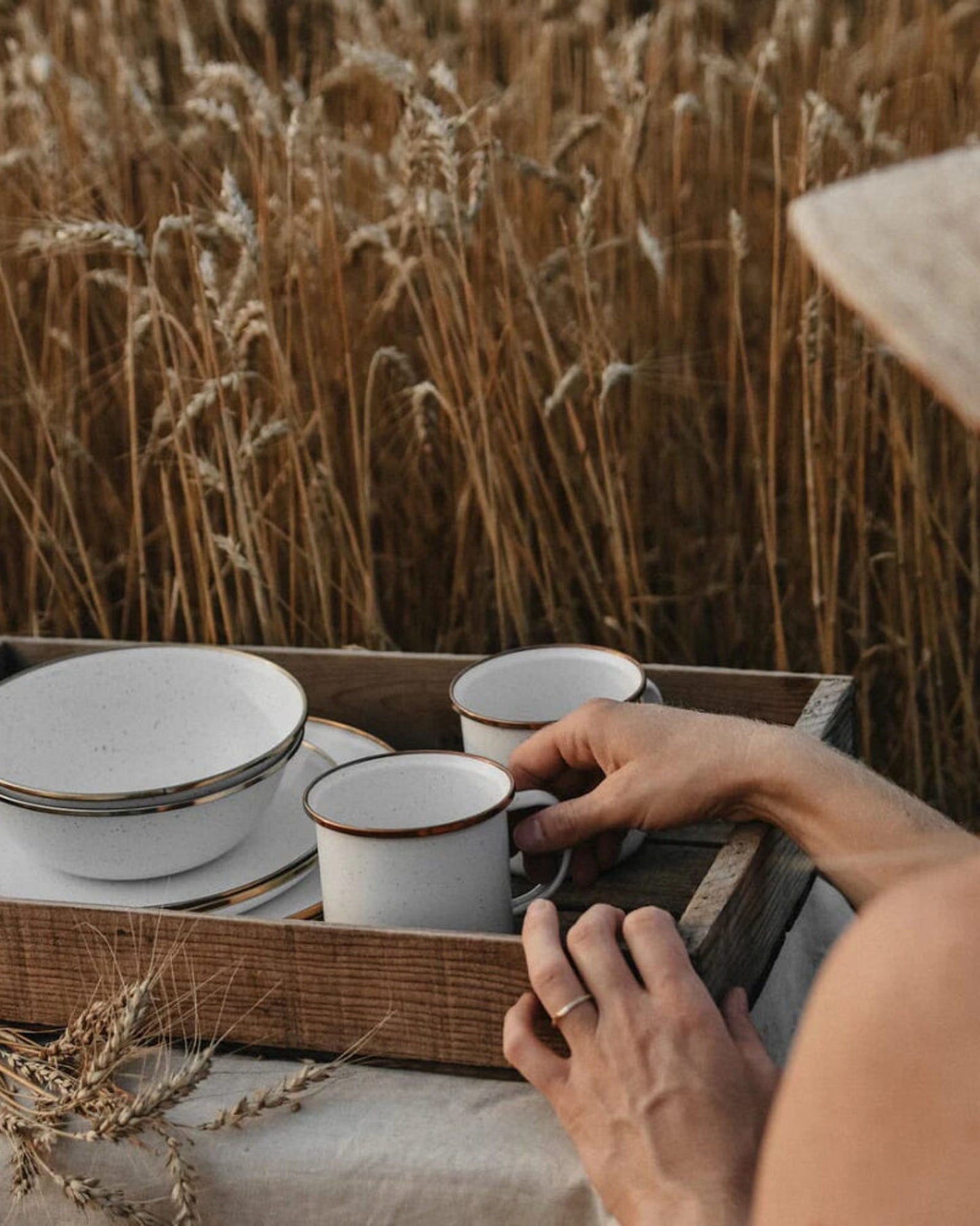 BareBones - طبق مينا بيضاوي الشكل - مجموعة من قطعتين