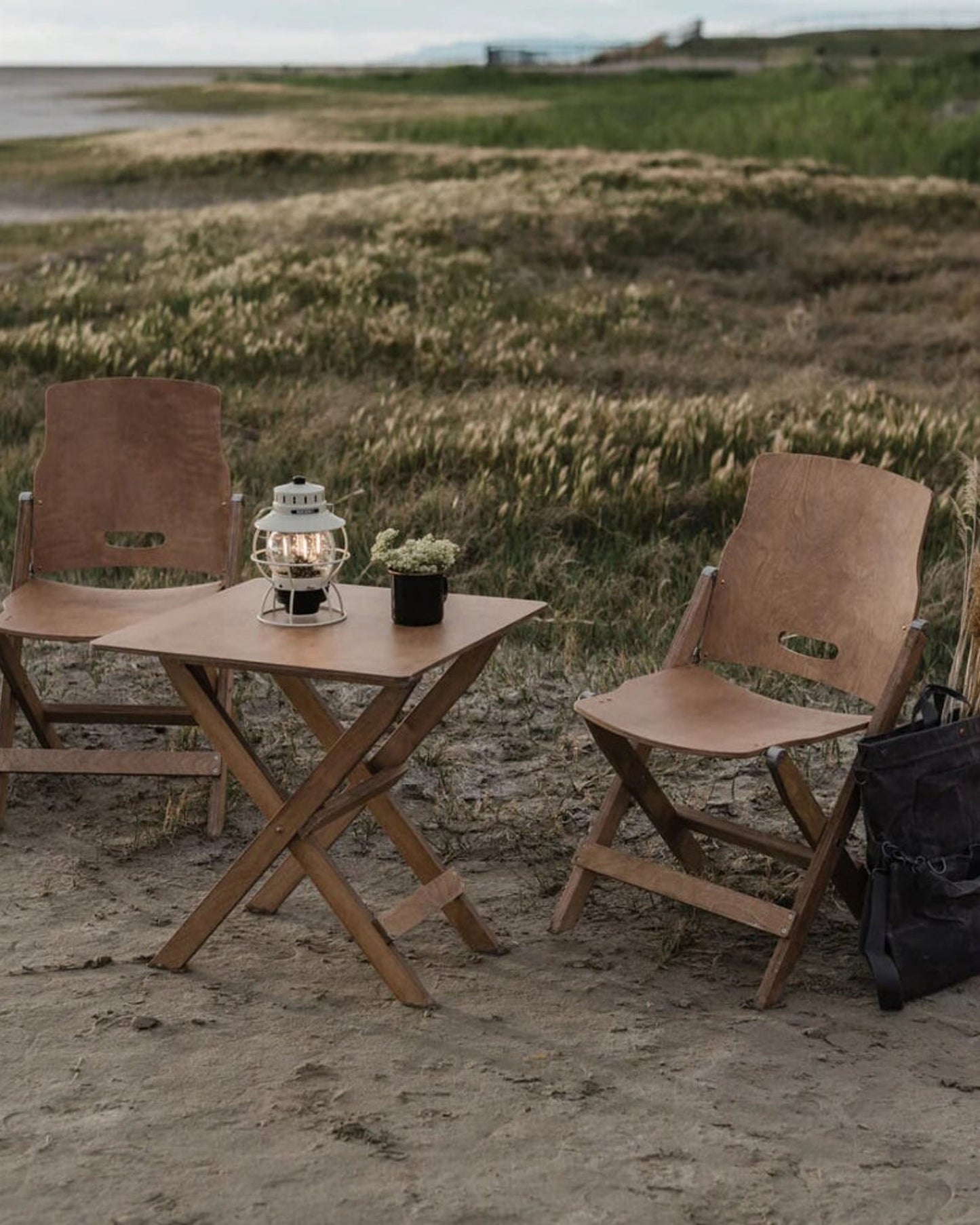 كرسي Barebones - Ridge Top الخشبي القابل للطي (يتغير إلى Ridge Top)