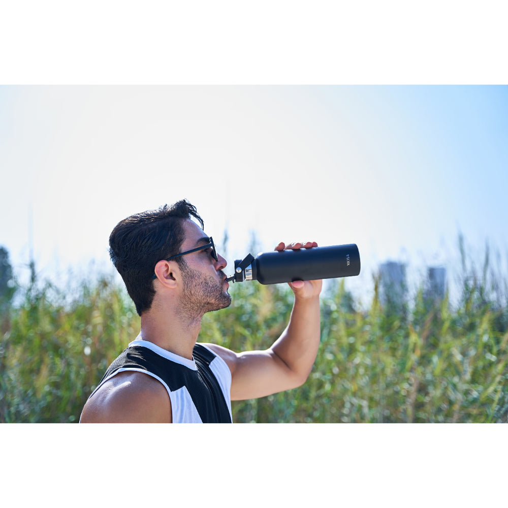 زجاجة مياه مويا 