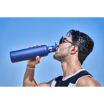 زجاجة مياه مويا "البحر الأسود" المعزولة والمستدامة، سعة 700 مل، باللون الأسود