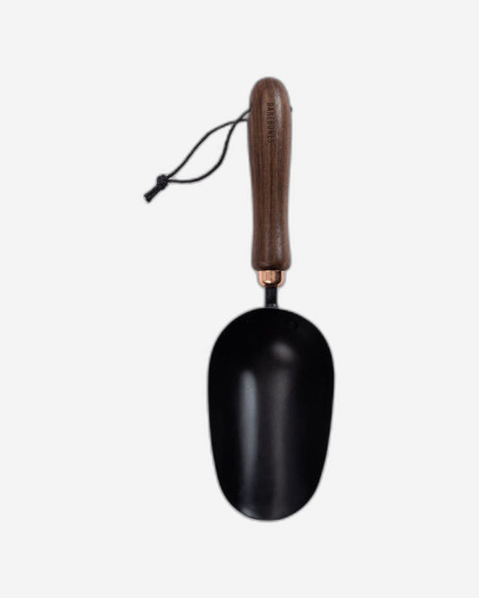 ملعقة حديقة صغيرة من الفولاذ المقاوم للصدأ من Barebones - لون الجوز/الأسود