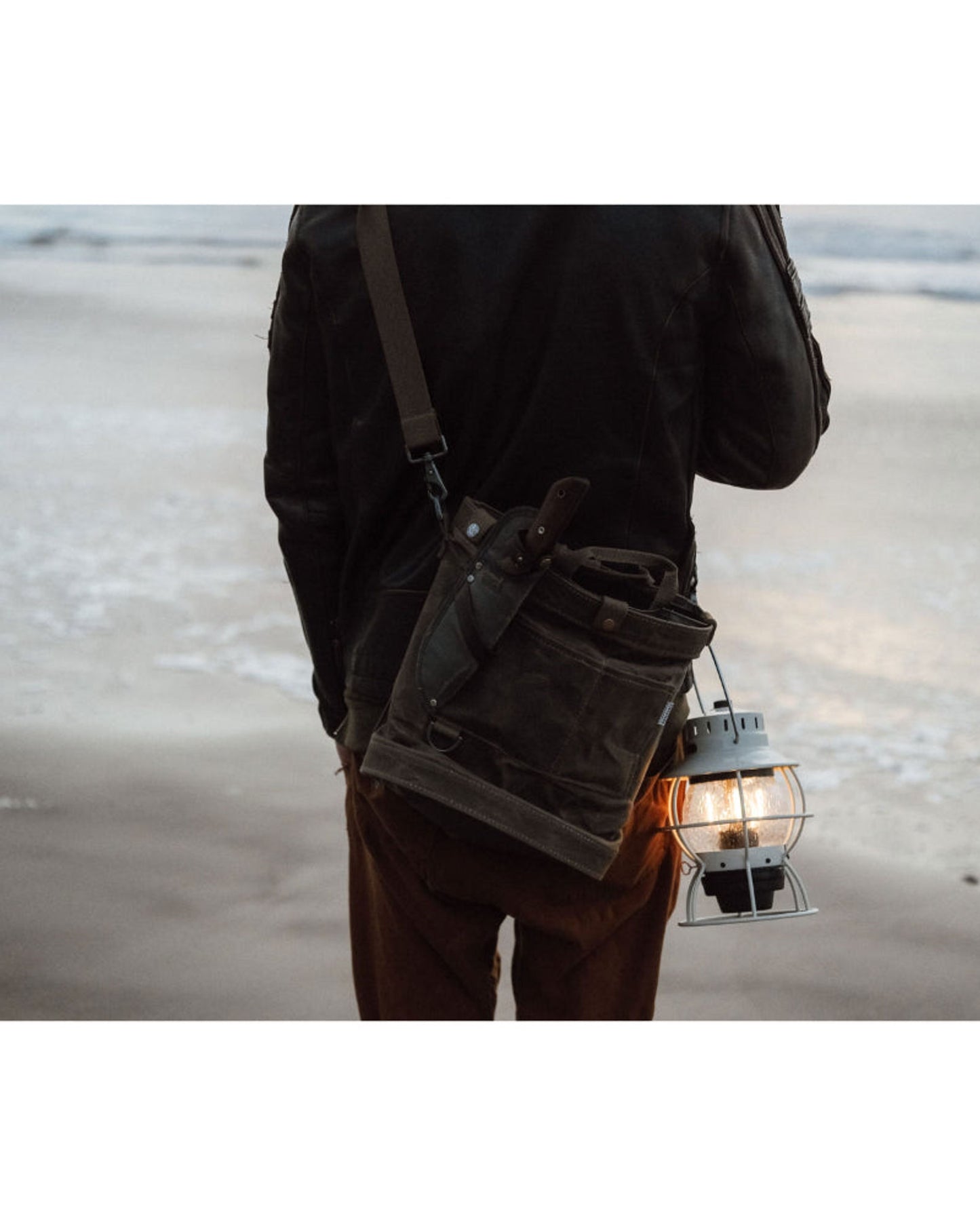 حقيبة بيربونز للبحث عن الطعام (كاكي داكن)