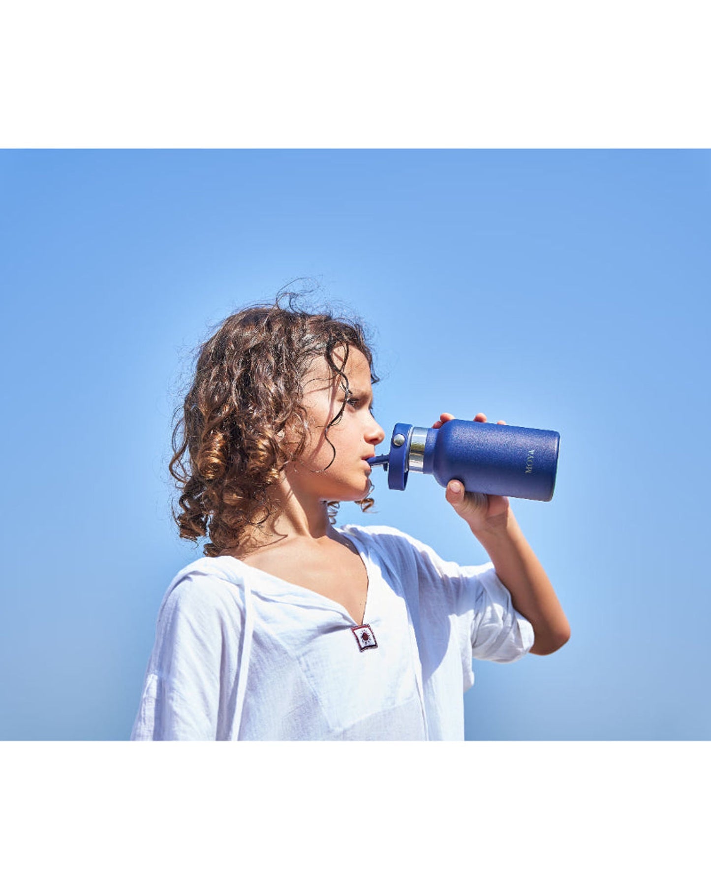 زجاجة مياه مويا "صدفة البحر" المعزولة والمستدامة سعة 350 مل، باللون الأسود