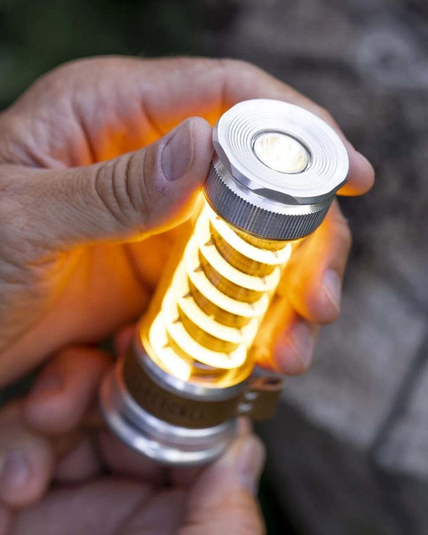 BareBones - عصا إضاءة Edison من الألومنيوم