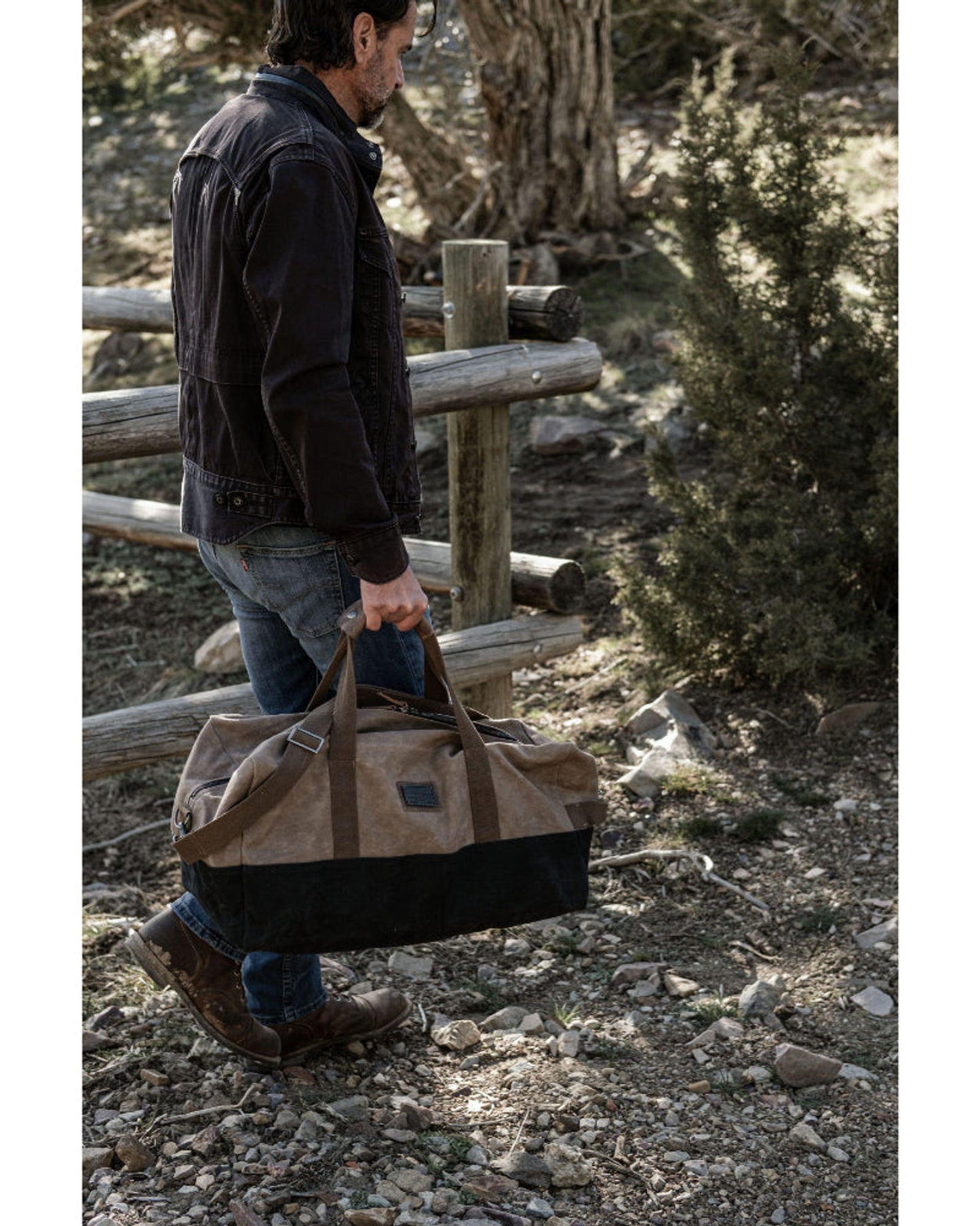 بيربونز - حقيبة نيلوم دافل (كاكي)