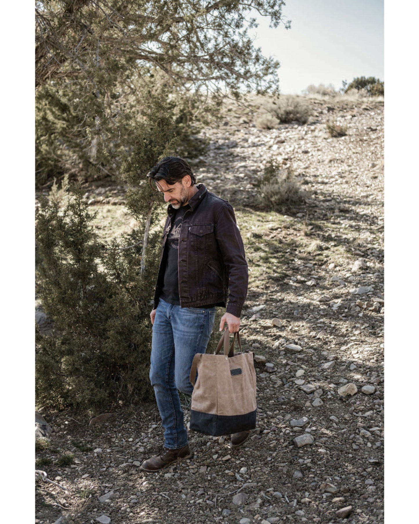 حقيبة نيلوم كبيرة الحجم من بيربونز (كاكي)