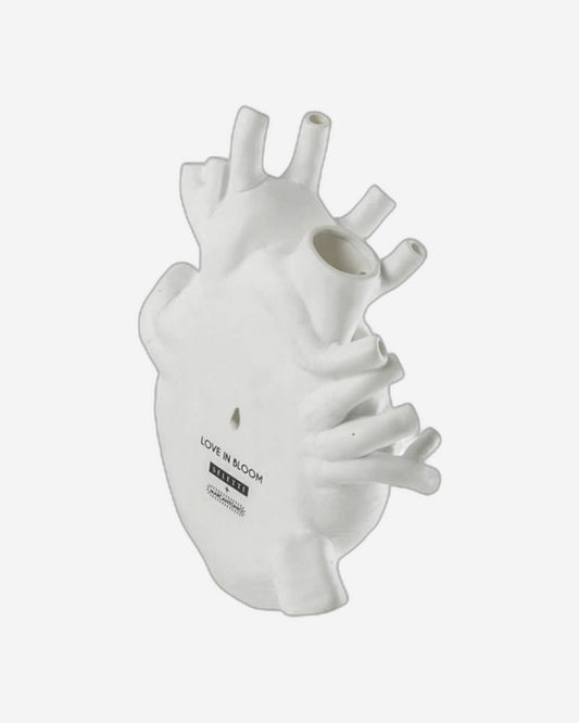 مزهرية سيليتي "الحب في الإزهار" بيضاء ضخمة