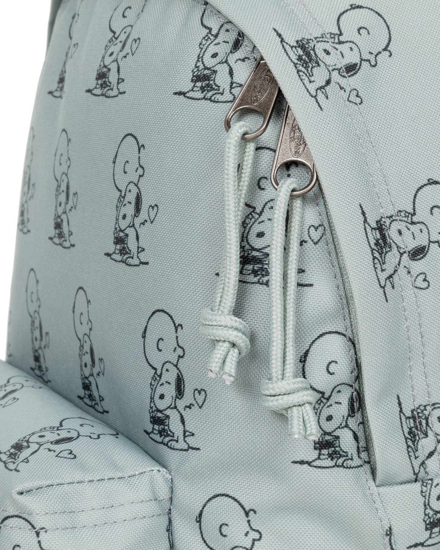 حقيبة ظهر إيستباك أوربت بنكهة الفول السوداني والنعناع