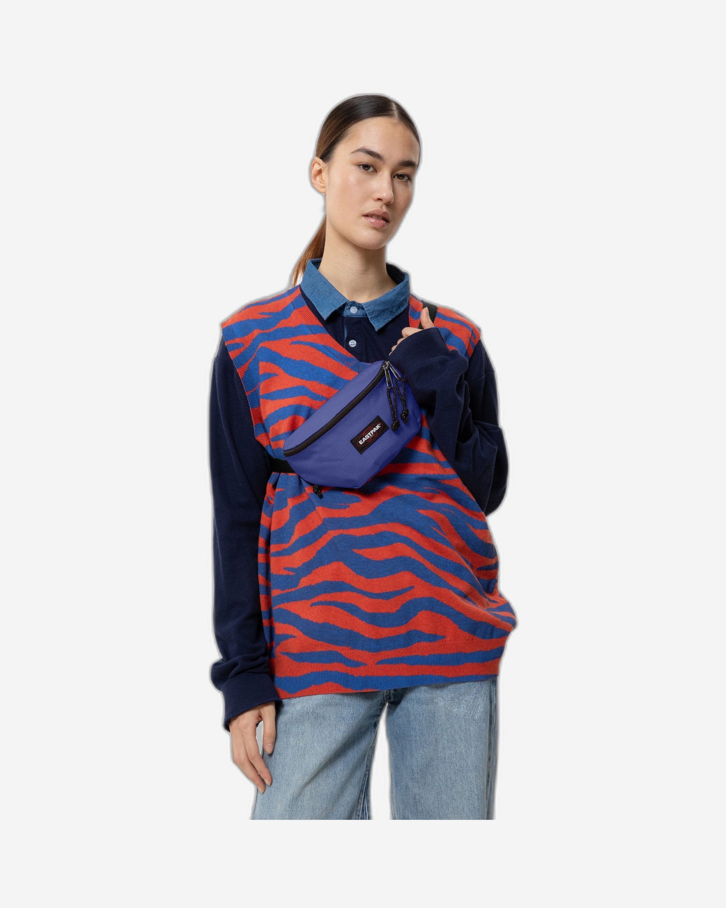 حقيبة خصر زرقاء من إيستباك سبرينغر