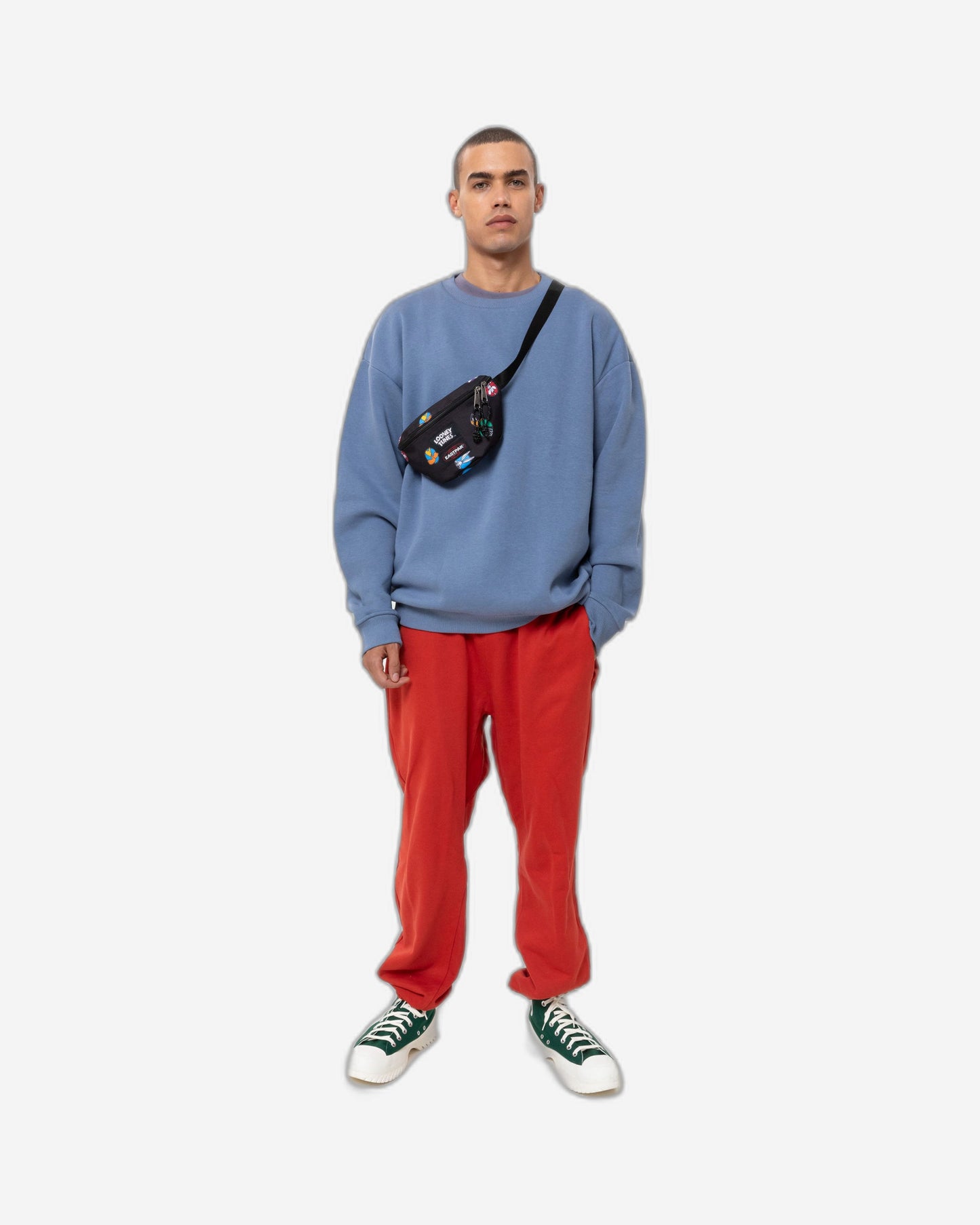 حقيبة خصر إيستباك سبرينغر لوني تونز سوداء صغيرة - EK0000748J81