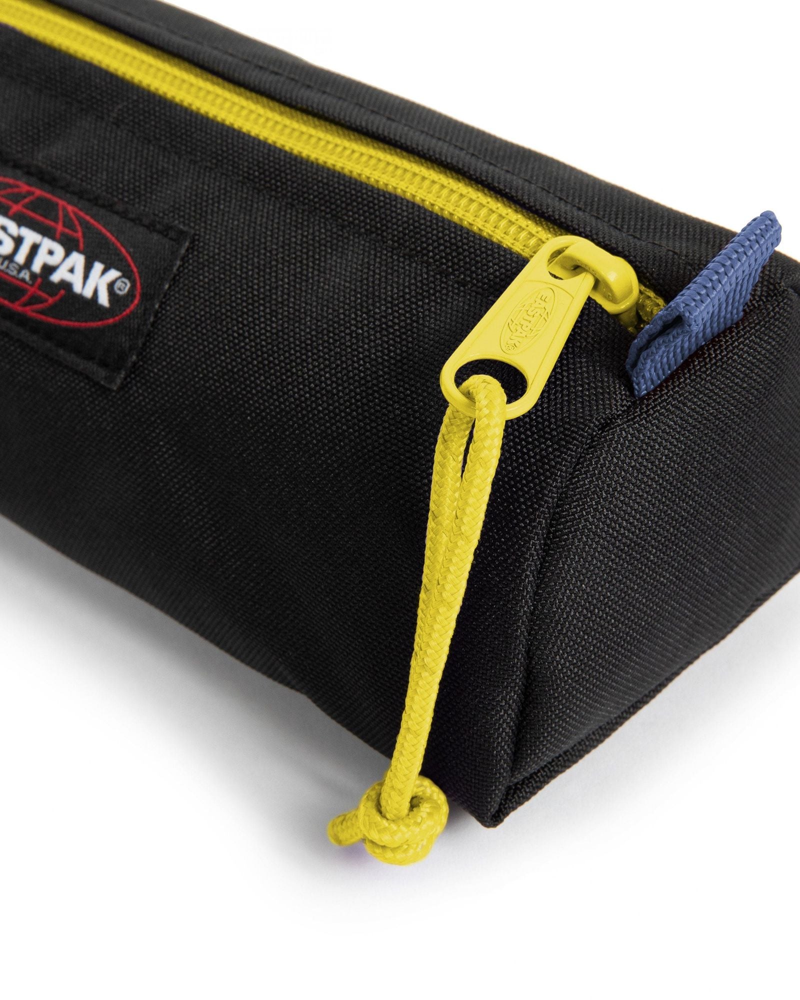 حافظة أقلام إيستباك بنشمارك سينجل كونتراست لايم بايلوت صغيرة - EK000372U681