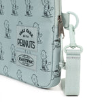 بطانية إيست باك متوسطة الحجم بلون الفول السوداني والنعناع - EK0004246O81