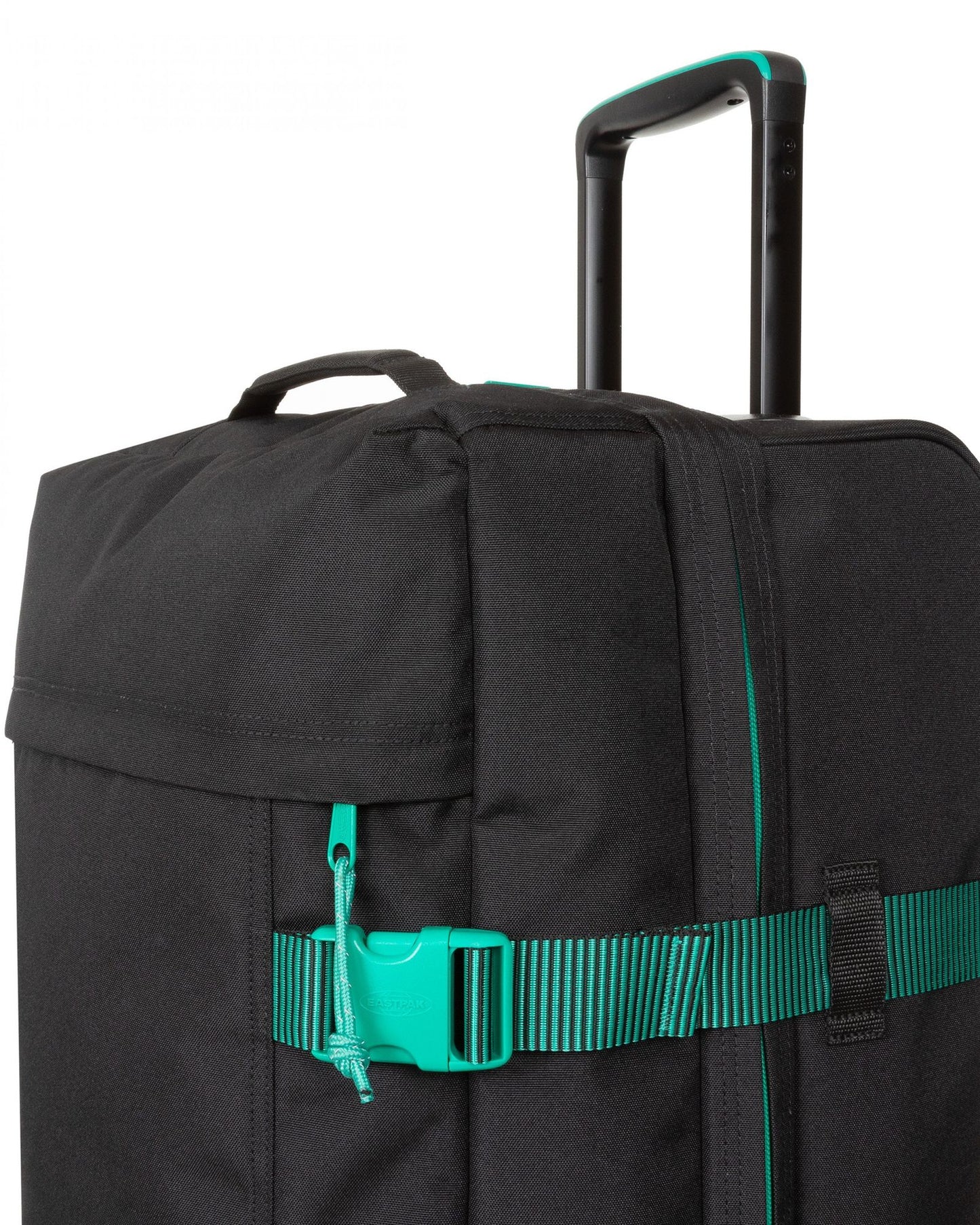 حقيبة سفر إيستباك ترانفرز إل كونتراست سترايب سوداء كبيرة بعجلات - EK00063L9J41