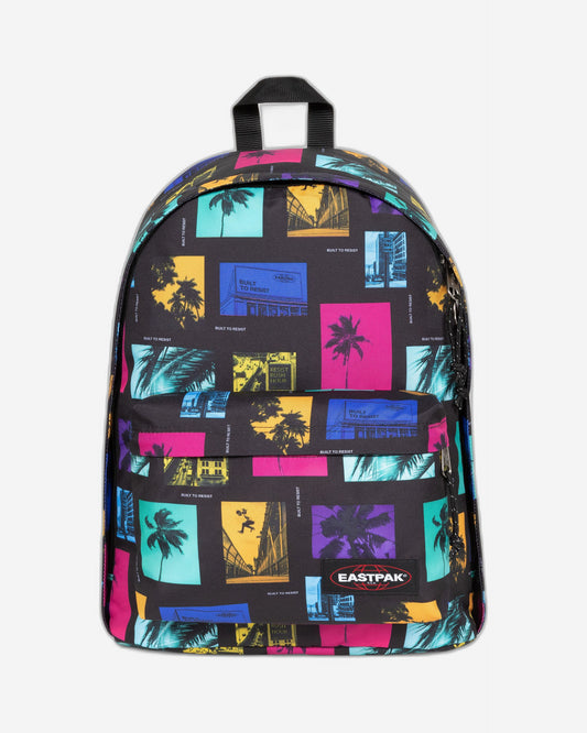 حقيبة ظهر Eastpak Out Of Office City Bay سوداء متوسطة الحجم مع حماية للكمبيوتر المحمول - EK0007676O01