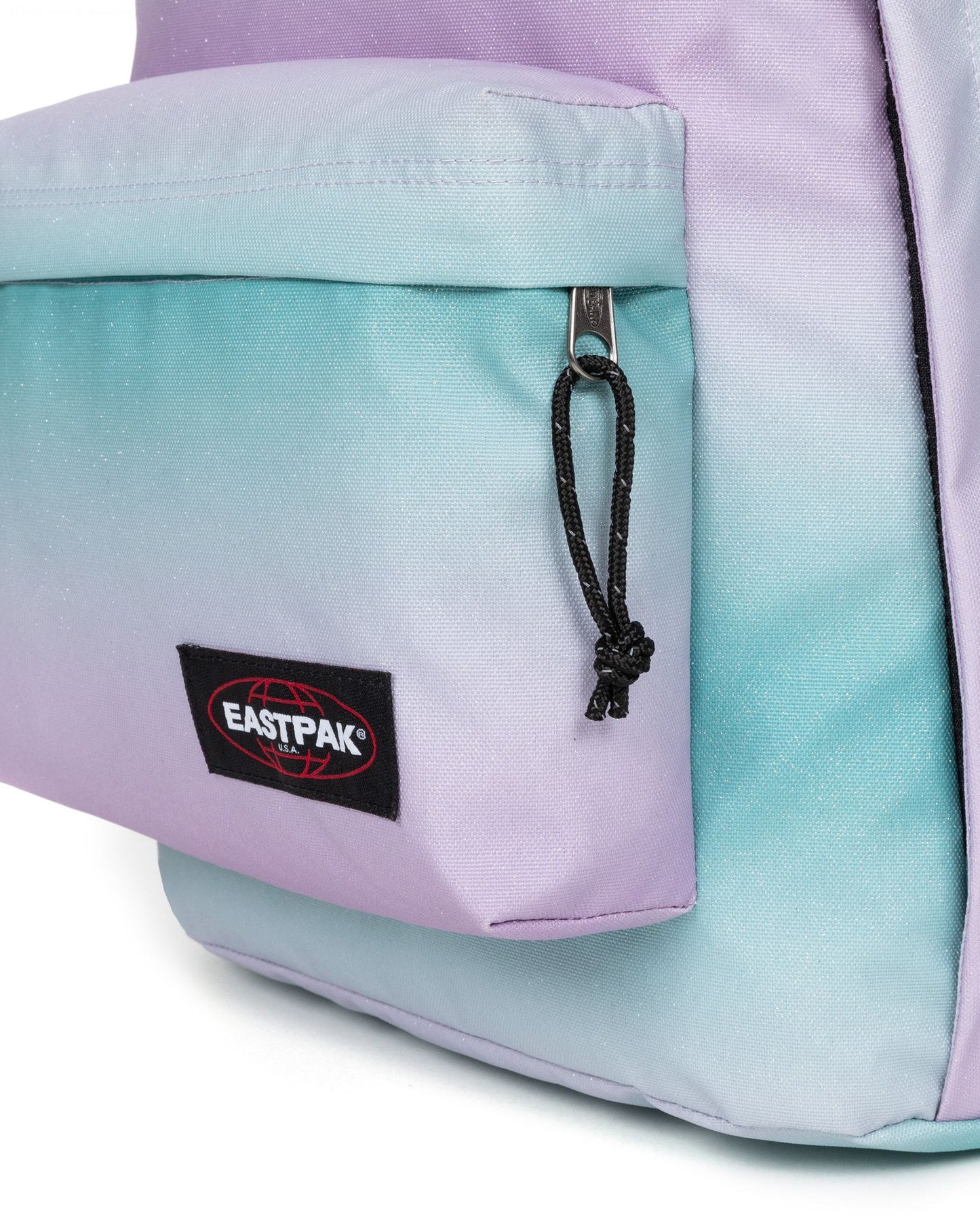 إيستباك سبارك غرادباستيل - EK0007677V51 خارج المكتب