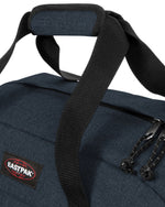 حقيبة دافل كبيرة من Eastpak Terminal + Triple Denim - EK00080D26W
