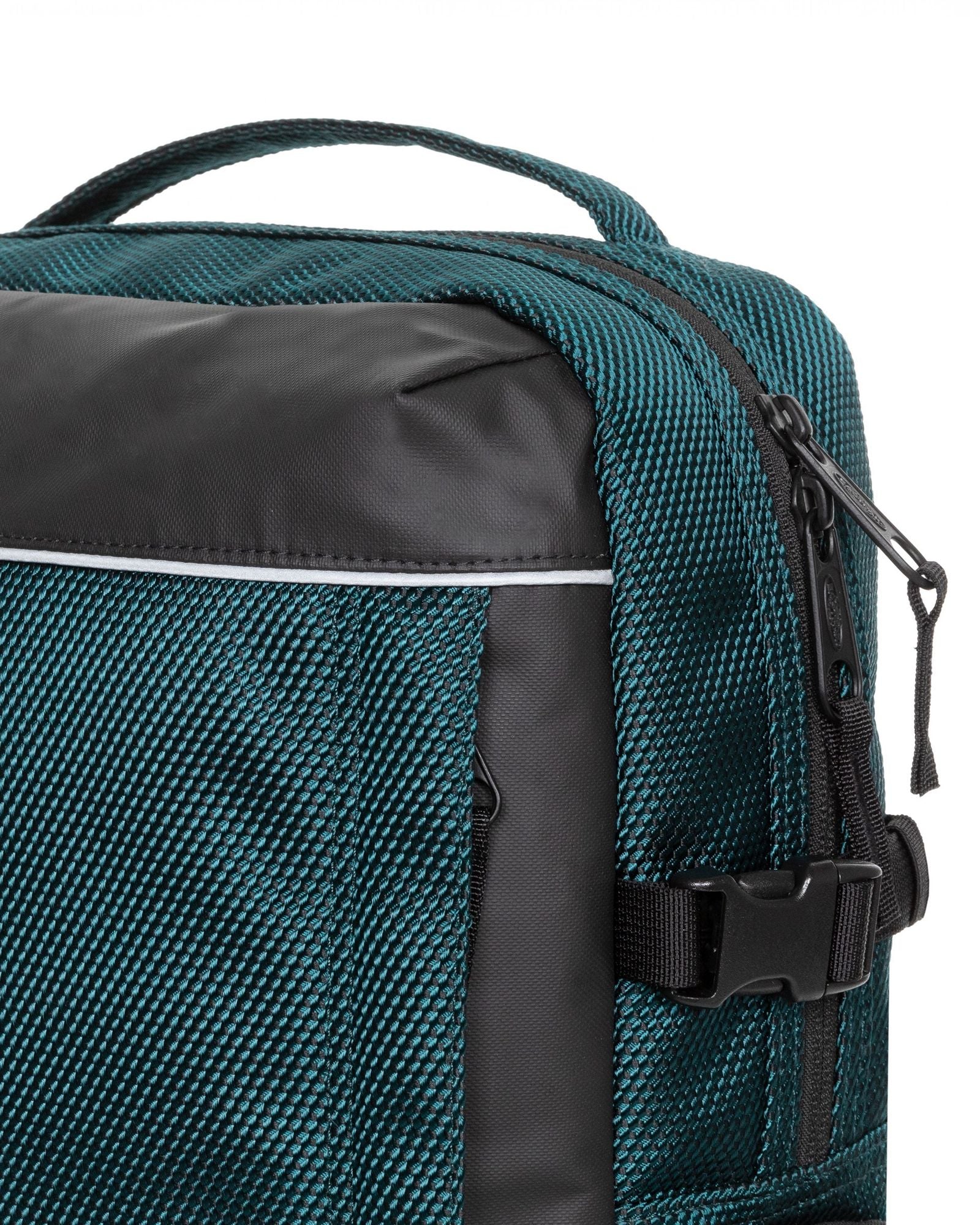 حقيبة ظهر متوسطة الحجم من إيستباك تيكوم M Cnnct بترولية - EK00091D1F41