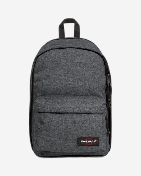 حقيبة ظهر إيست باك باك تو ورك متوسطة الحجم للكمبيوتر المحمول من قماش الدنيم الأسود - EK00093677H1