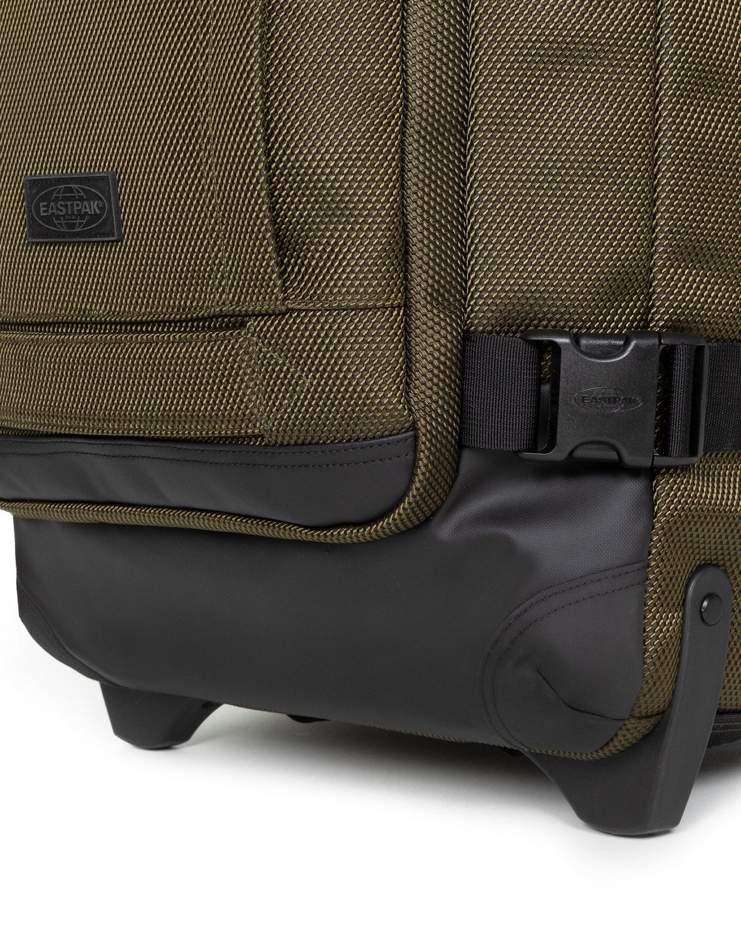 حقيبة سفر ترولي إيستباك ترانفرز سي إن إن سي تي متوسطة الحجم - EK00095D5A1