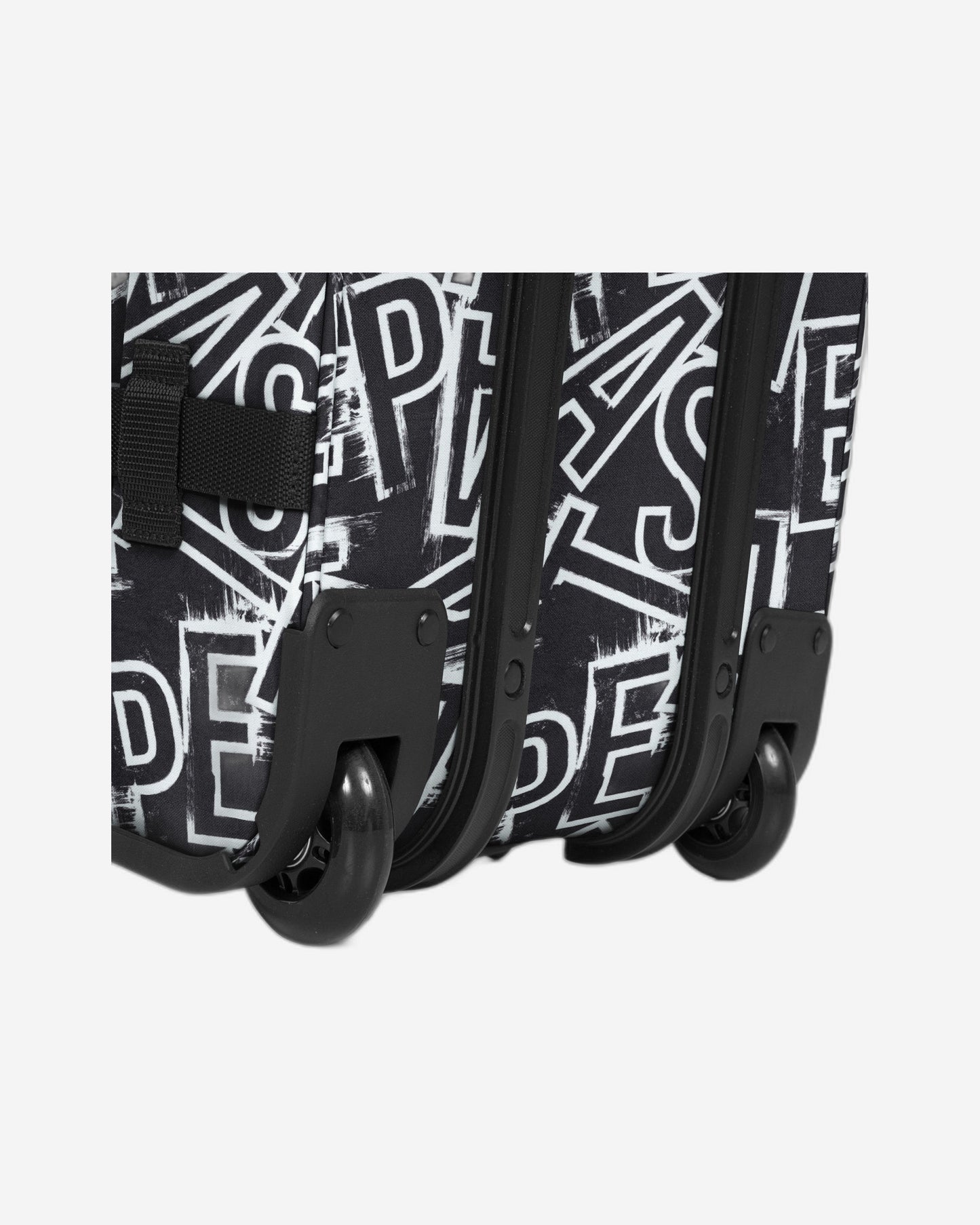 حقائب سفر صغيرة لينة من إيستباك ترانزيت، تحمل حروف "R S Ep" باللون الأسود