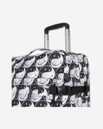 حقيبة سفر إيست باك ترانزيت إس سمايلي واي واي صغيرة ناعمة باللون الأسود - EK0A5BA75K21