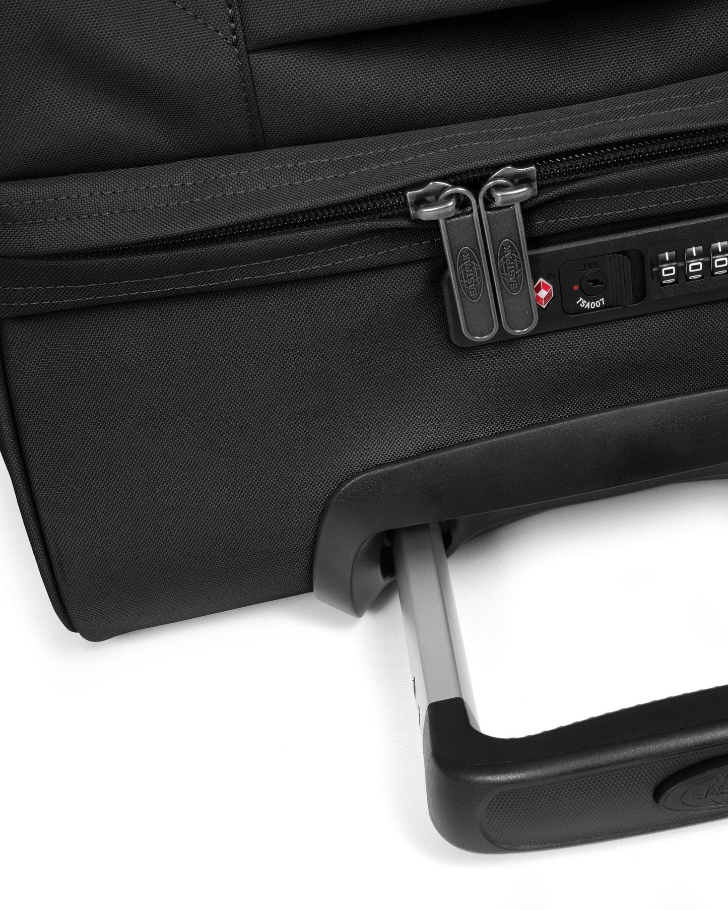 حقيبة سفر إيست باك ترانزيت آر إل سوداء كبيرة وناعمة - EK0A5BA9008