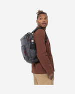 حقيبة كمبيوتر محمول صغيرة من Eastpak Tecum S Cnnct Accent باللون الرمادي - EK0A5BAAI971