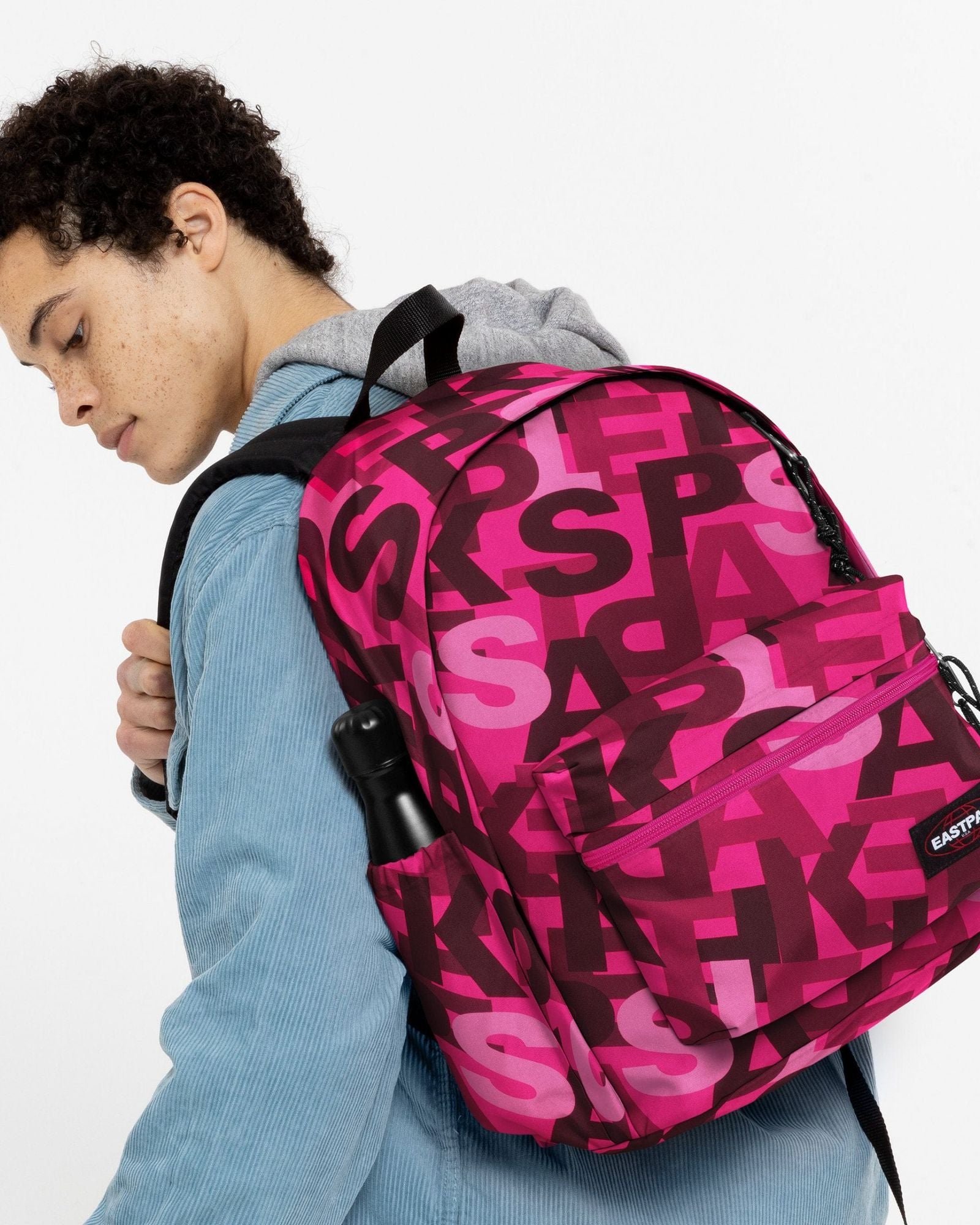 حقيبة ظهر إيست باك أوفيس زيبل آر وردية متوسطة الحجم - EK0A5BBJU331