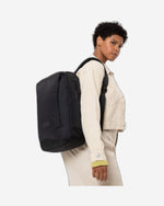 حقيبة ظهر إيستباك تيكوم F Cnnct F سوداء متوسطة الحجم - EK0A5BE95A21