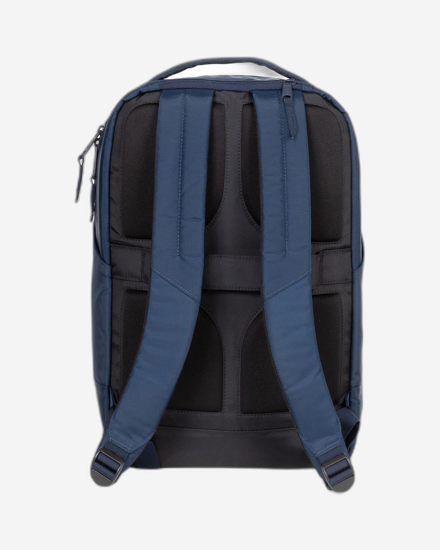 حقيبة ظهر Eastpak Tecum F Cnnct F باللون الكحلي متوسطة الحجم