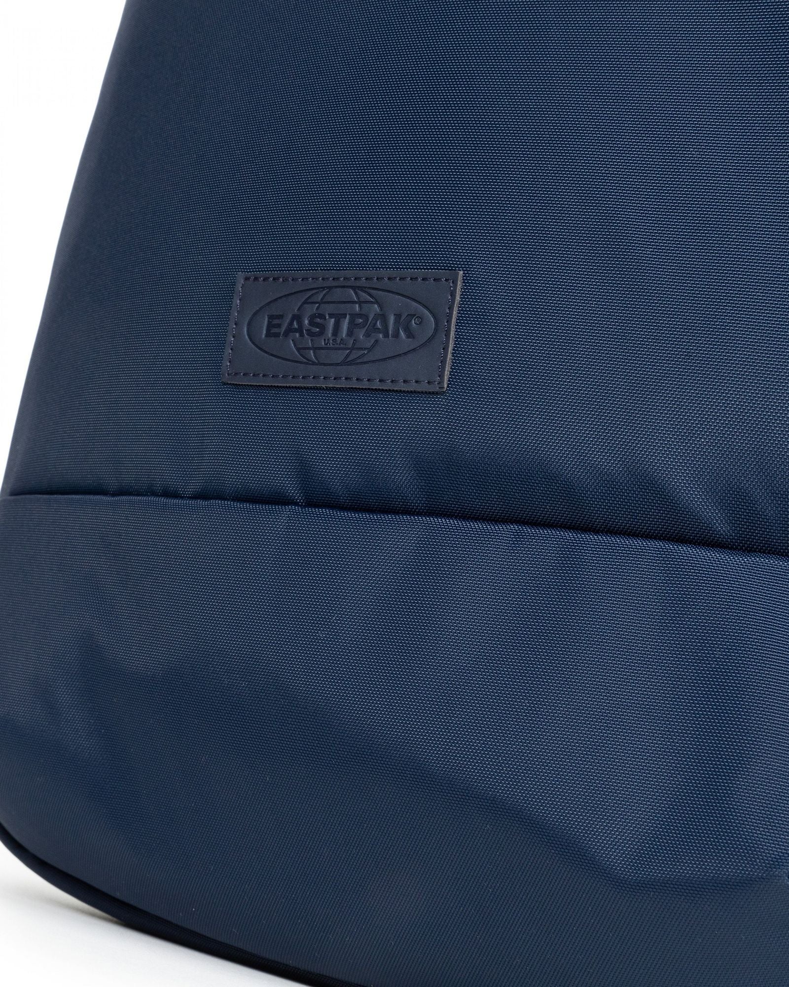 حقيبة ظهر إيستباك تيكوم F Cnnct F باللون الكحلي متوسطة الحجم - EK0A5BE95A51