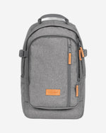 حقيبة ظهر إيست باك سمولكر سي إس صنداي جراي٢ متوسطة الحجم - EK0A5BEX0B31