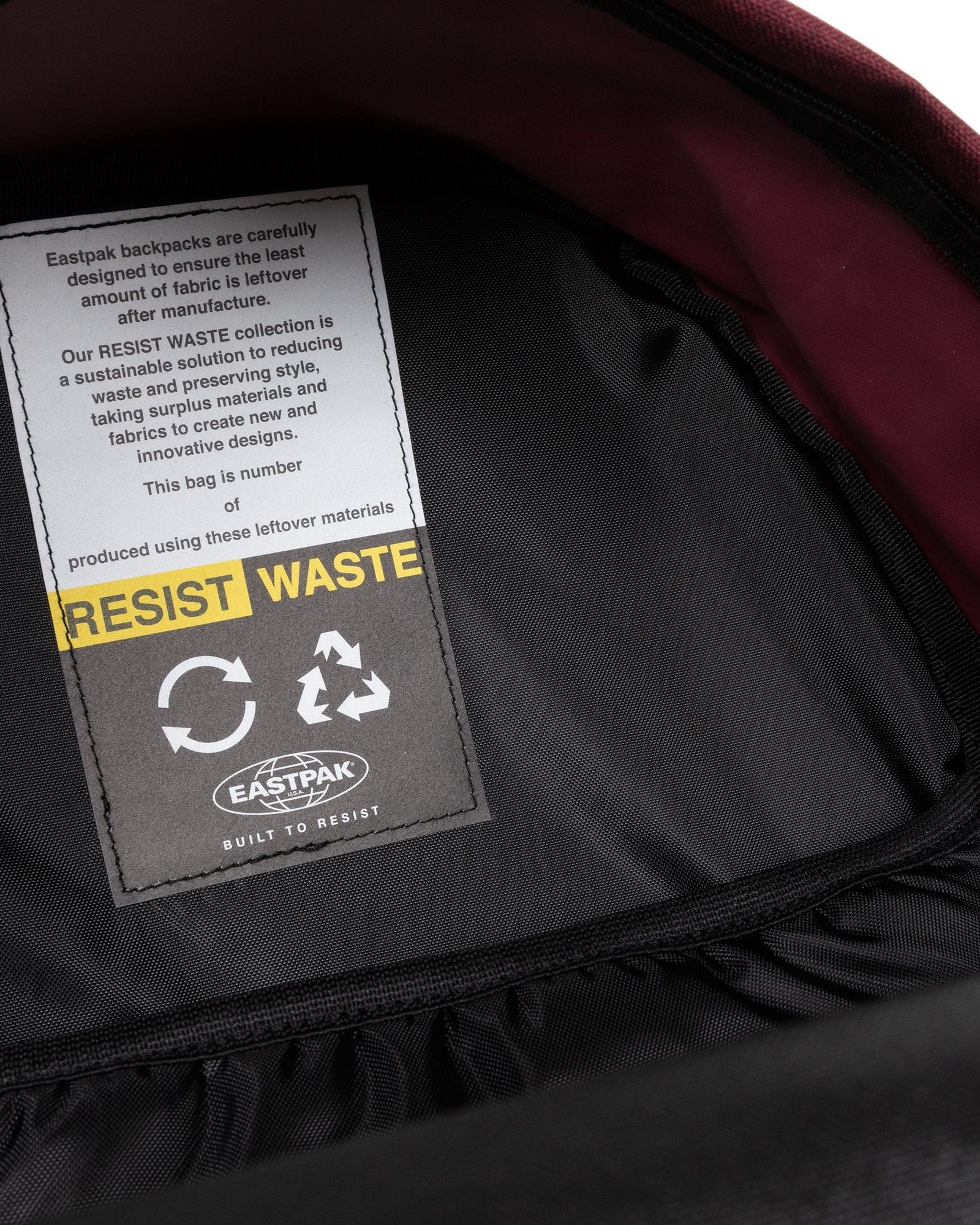 حقيبة ظهر Eastpak Padded Pocket'R RW للكمبيوتر المحمول متوسطة الحجم باللون العنابي - EK0A5BFT4E7