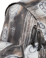 حقيبة ظهر Eastpak Day Pak'R In The Maze متوسطة الحجم مع حامل زجاجات وجيب للكمبيوتر المحمول - EK0A5BG44O01