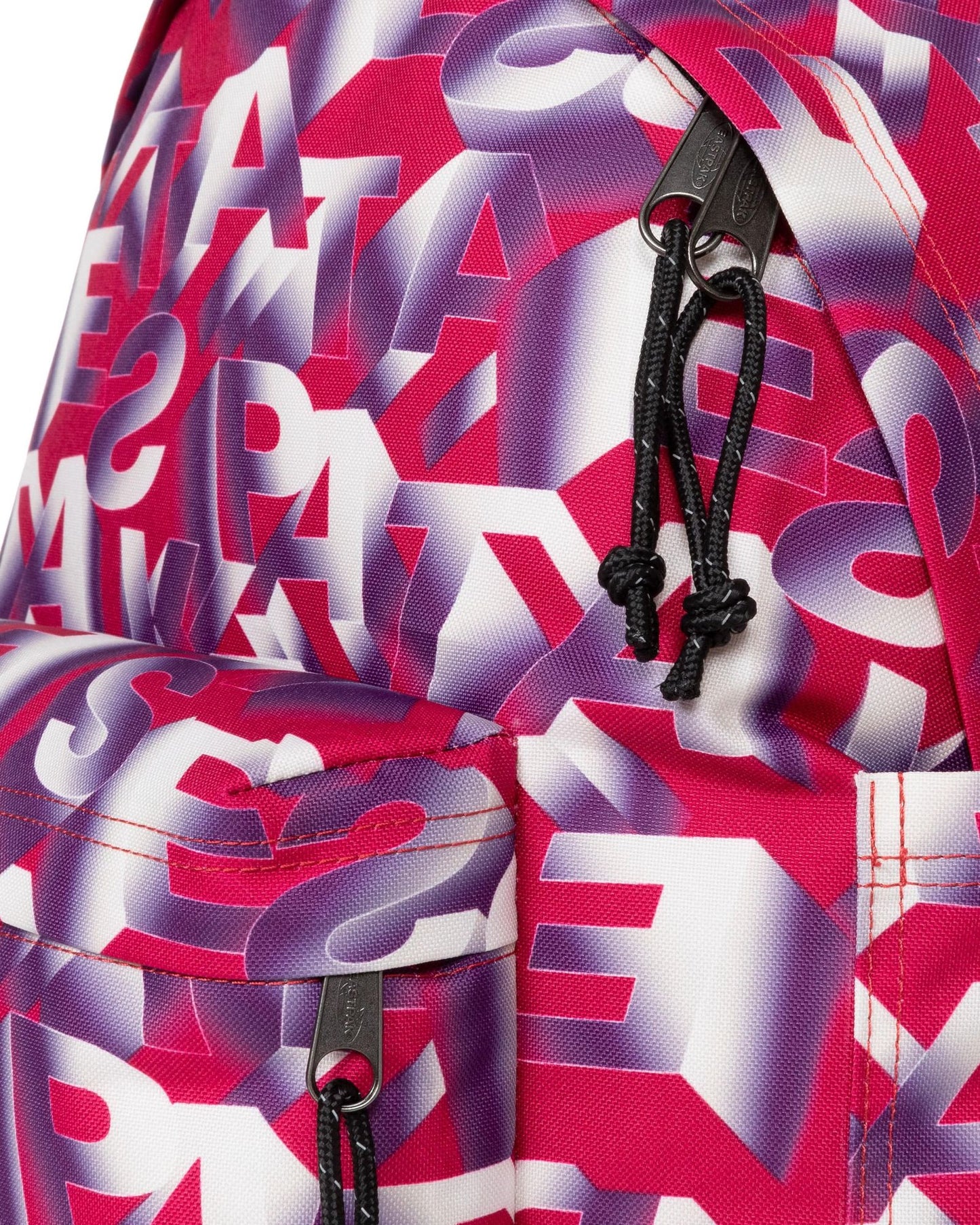 حقيبة ظهر متوسطة الحجم من إيستباك داي باك آر بلوكتايب جرانيت