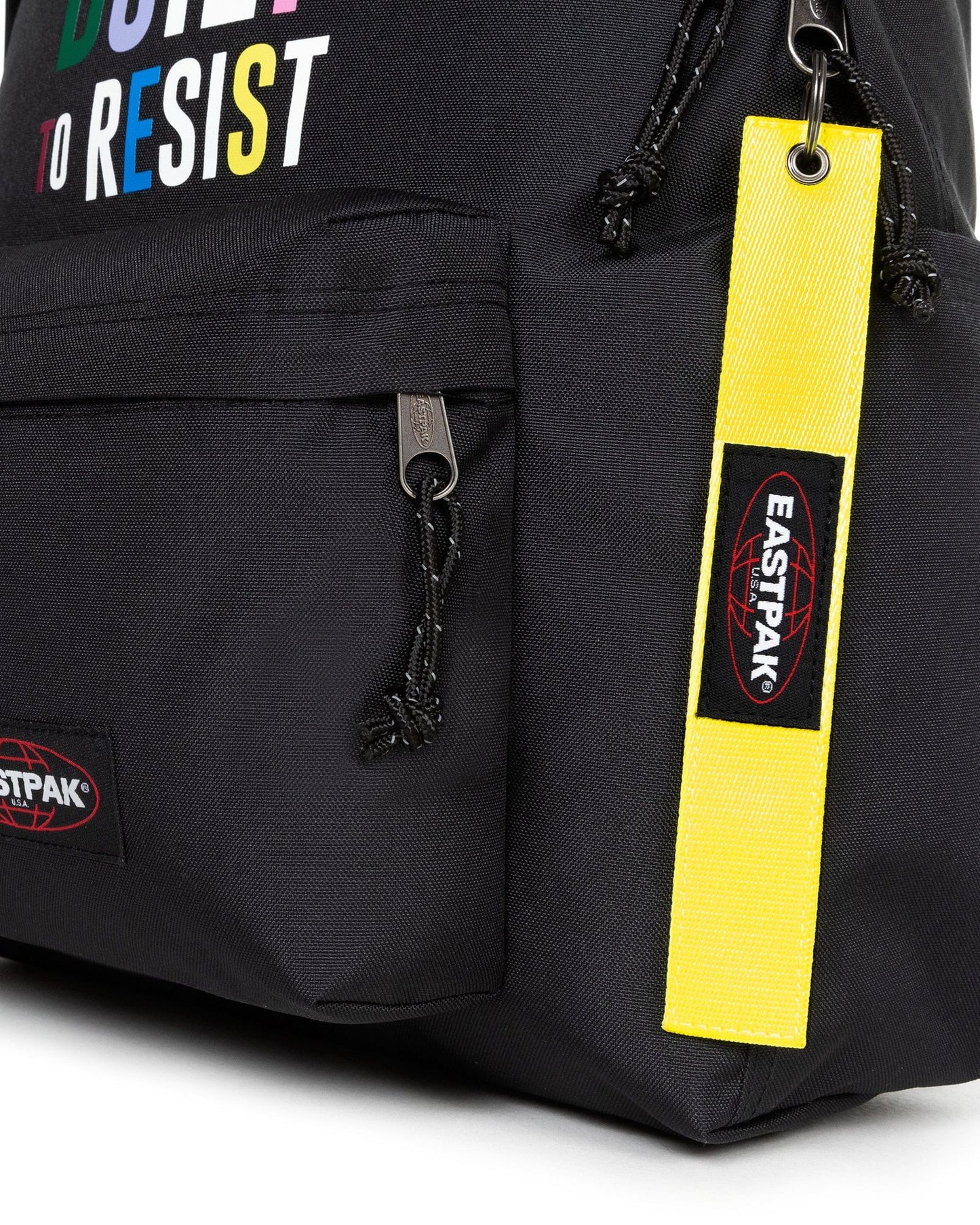 حقيبة ظهر إيست باك داي باك آر بولد بي تي آر سوداء متوسطة الحجم - EK0A5BG47D5