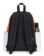 حقيبة ظهر إيست باك داي باك آر سيمبسونز داف متوسطة الحجم - EK0A5BG48D4