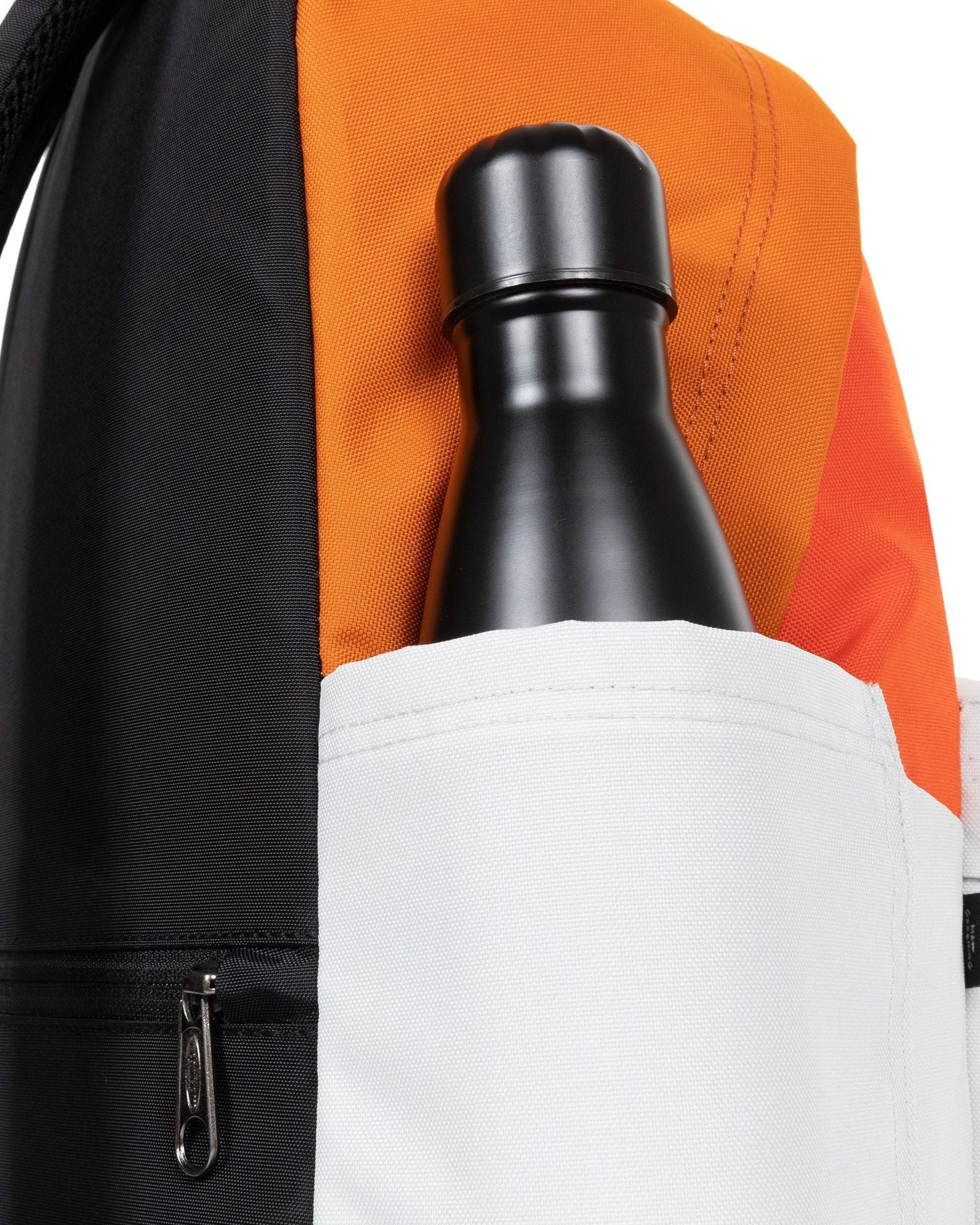 حقيبة ظهر إيست باك داي باك آر سيمبسونز داف متوسطة الحجم - EK0A5BG48D4