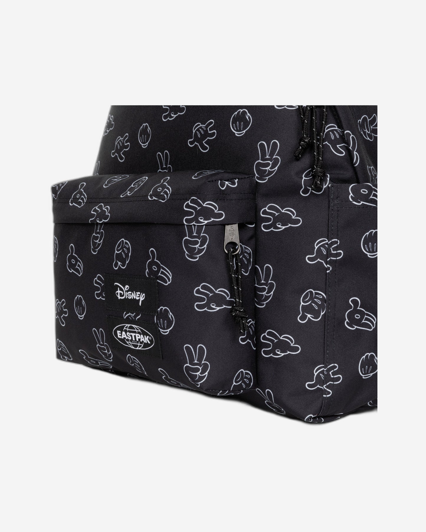 حقيبة ظهر متوسطة الحجم من إيستباك داي باك آر ميكي هاندز