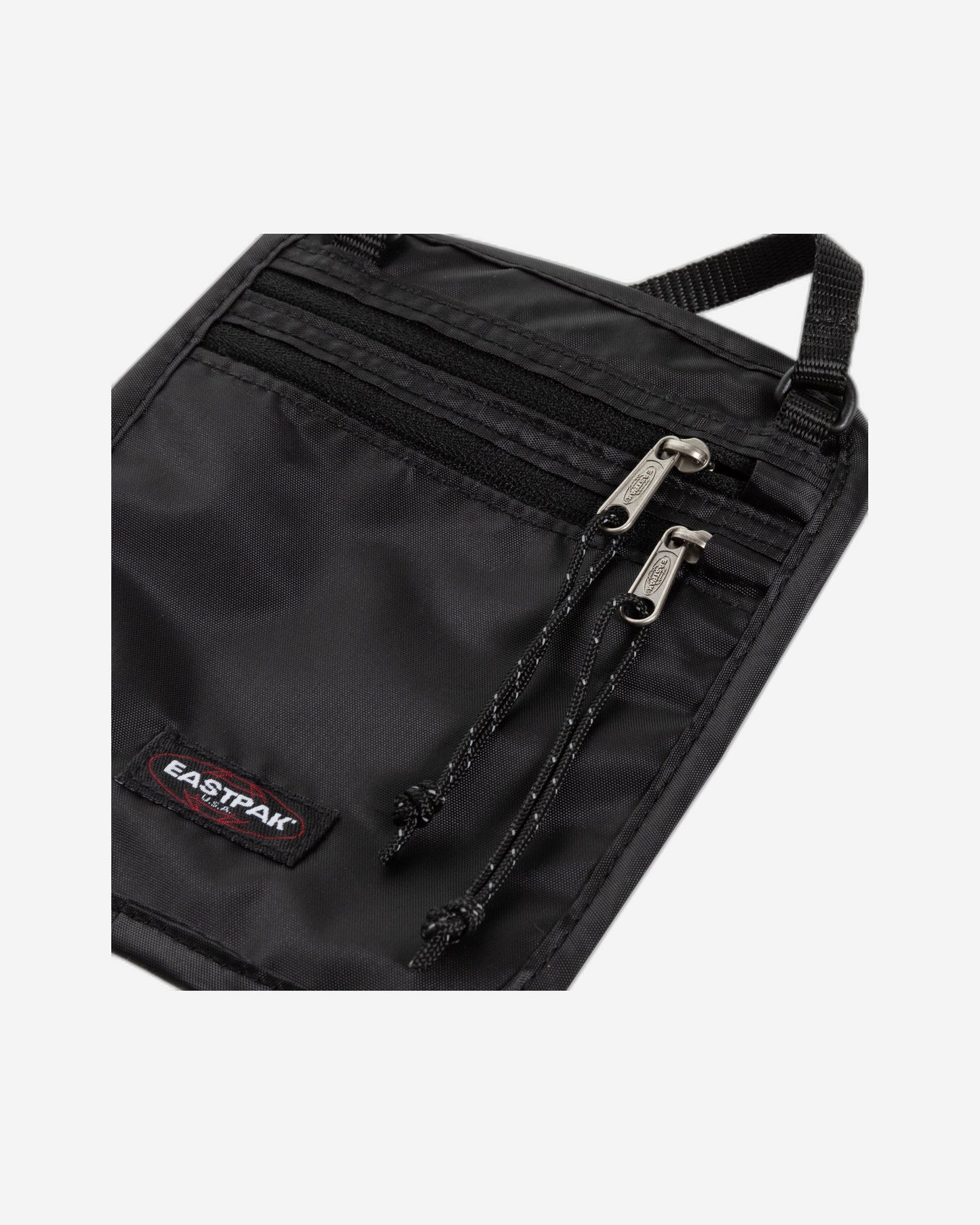 حقيبة إيست باك سيف باوتش سوداء صغيرة - EK0A5BGB0081