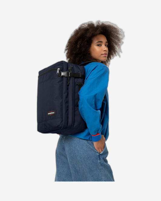 حقيبة دافل صغيرة قابلة للتحويل إلى حقيبة ظهر من Eastpak Transit'R Pack Ultra Marine - EK0A5BHIL831