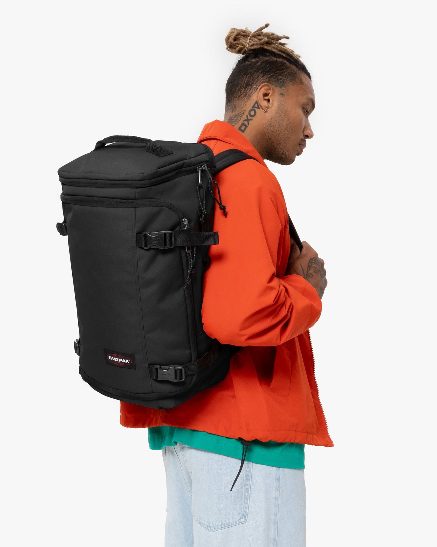 حقيبة حمل متوسطة الحجم من إيستباك، لون أسود