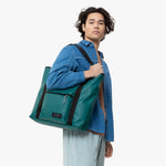 حقيبة توت كبيرة من Eastpak Tarlie Tarp Petrol - EK0A5BHL3O71