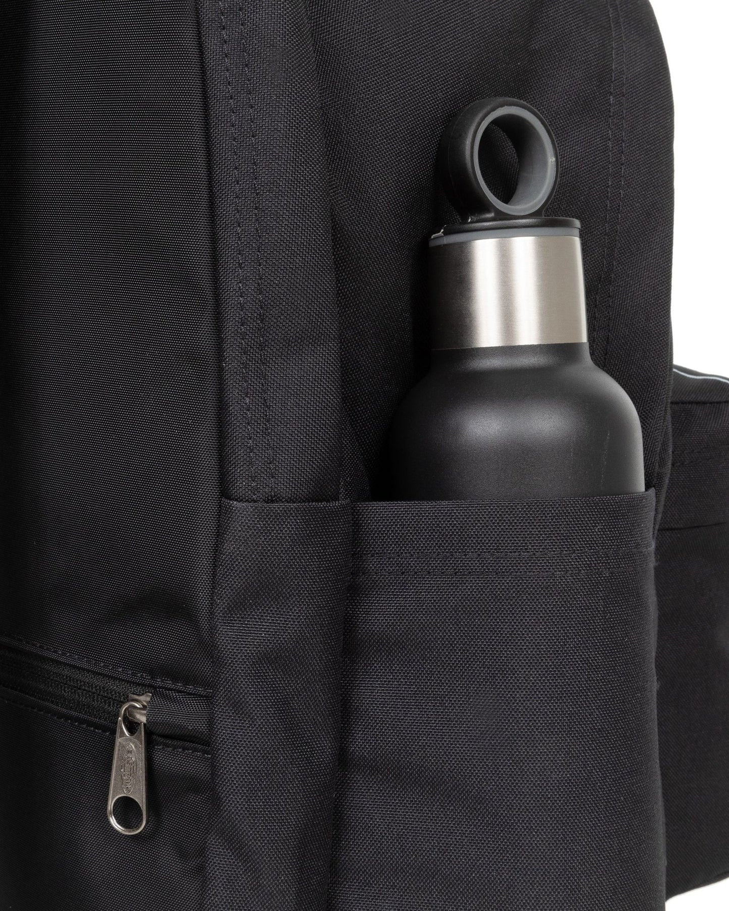 حقيبة ظهر للكمبيوتر المحمول من إيستباك داي أوفيس بيناتس بليسد