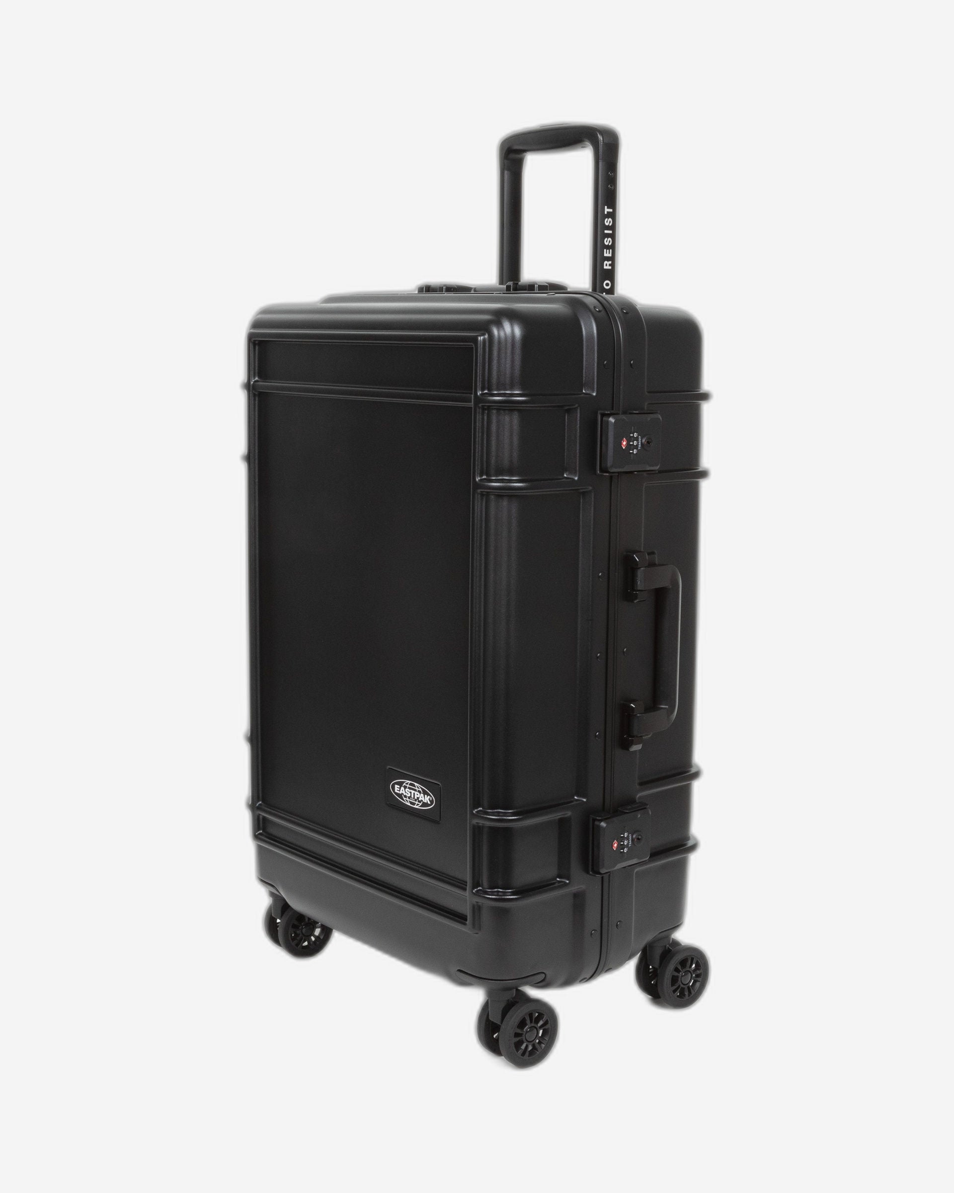 حقيبة أمتعة صلبة غير قابلة للتمدد من إيست باك ريزيست آر