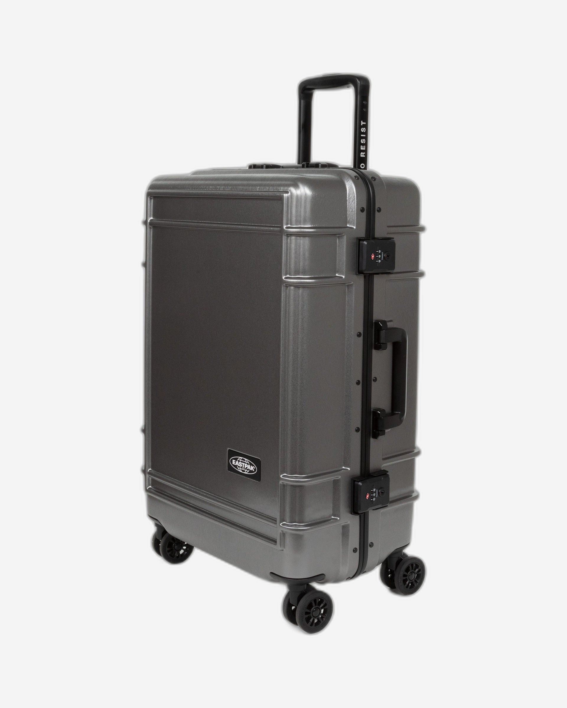 حقيبة أمتعة صلبة غير قابلة للتمدد من إيست باك ريزيست آر