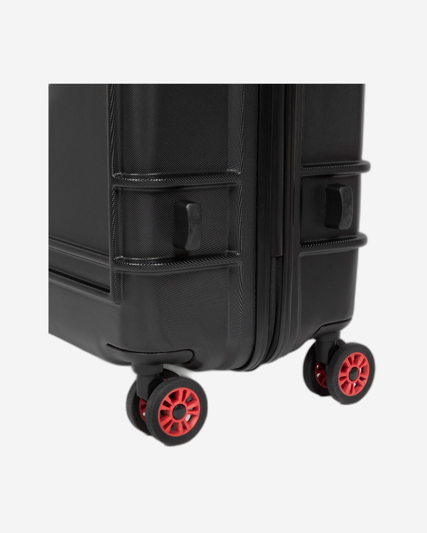 حقيبة سفر إيستباك ريزيست آر زيب متوسطة الحجم سوداء