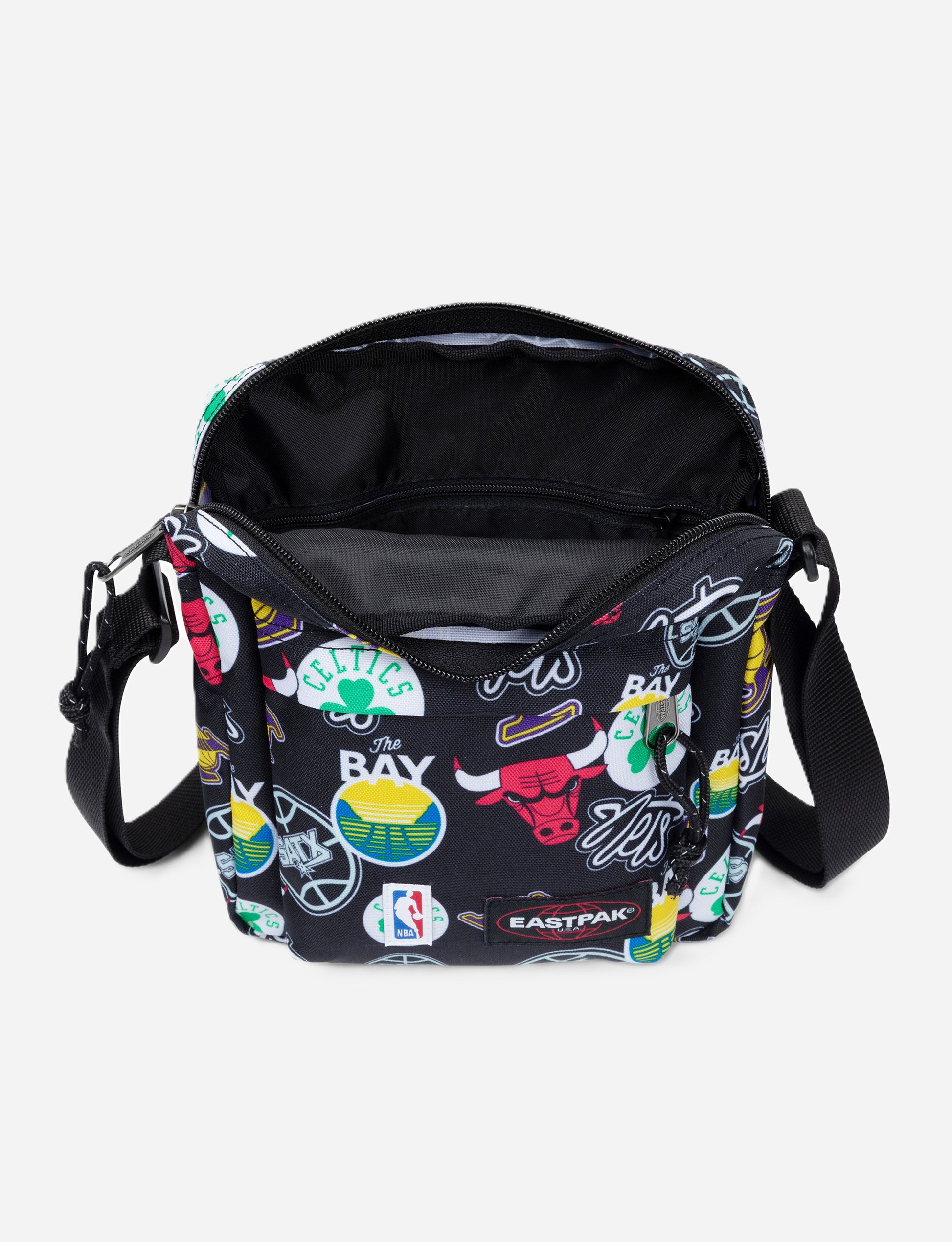 Eastpak Arcade Mini Bag Nba Teampattern Mini Bag