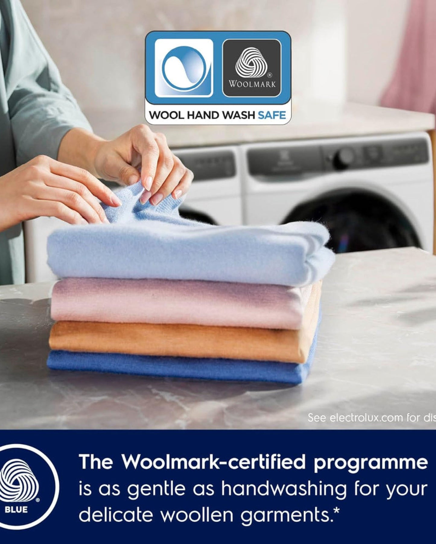 غسالة ومجفف ملابس إلكترولوكس ١٠/٧ كجم، ١٣ برنامجًا و١٤٠٠ دورة في الدقيقة، تحميل أمامي، عاكس إيكو، غسيل وتجفيف، دوفيت كير ٦٠/واش دراي ٦٠، EWW1043R7SC