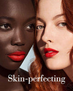 كريم أساس سائل من إليزابيث آردن بلمسة نهائية خالية من العيوب 220 واط 30 مل